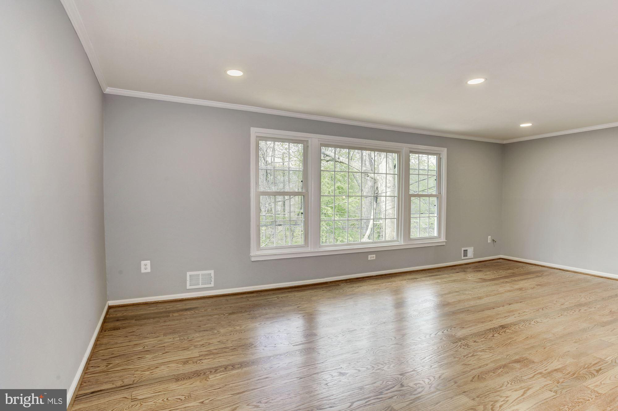 GREENWICH HILL - Residential