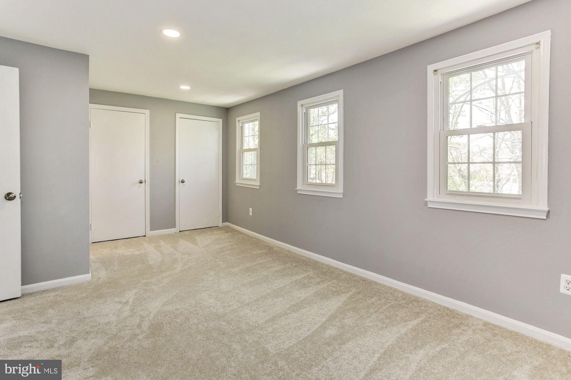 GREENWICH HILL - Residential