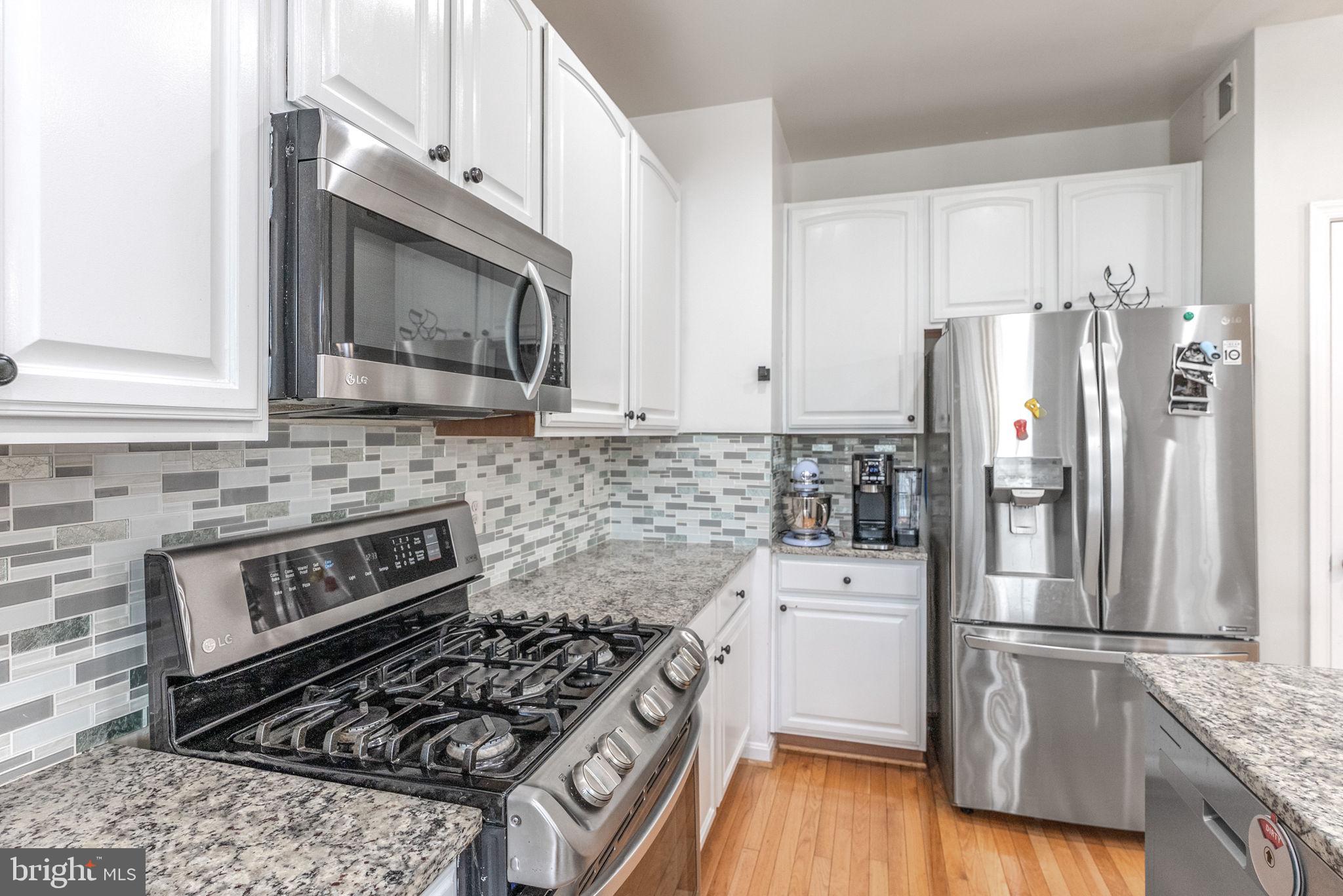 HOLLY ACRES - Residential Lease