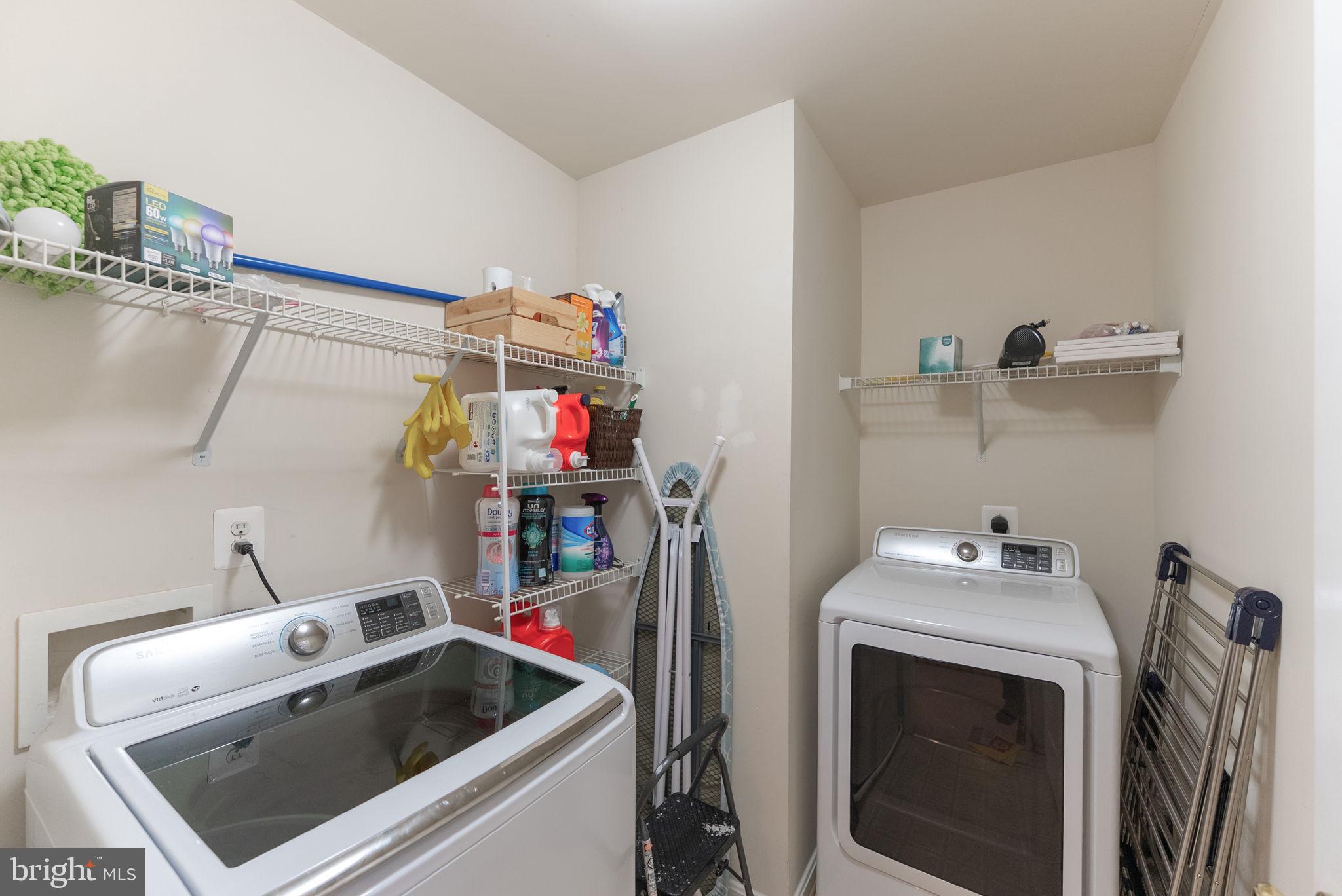 HOLLY ACRES - Residential Lease