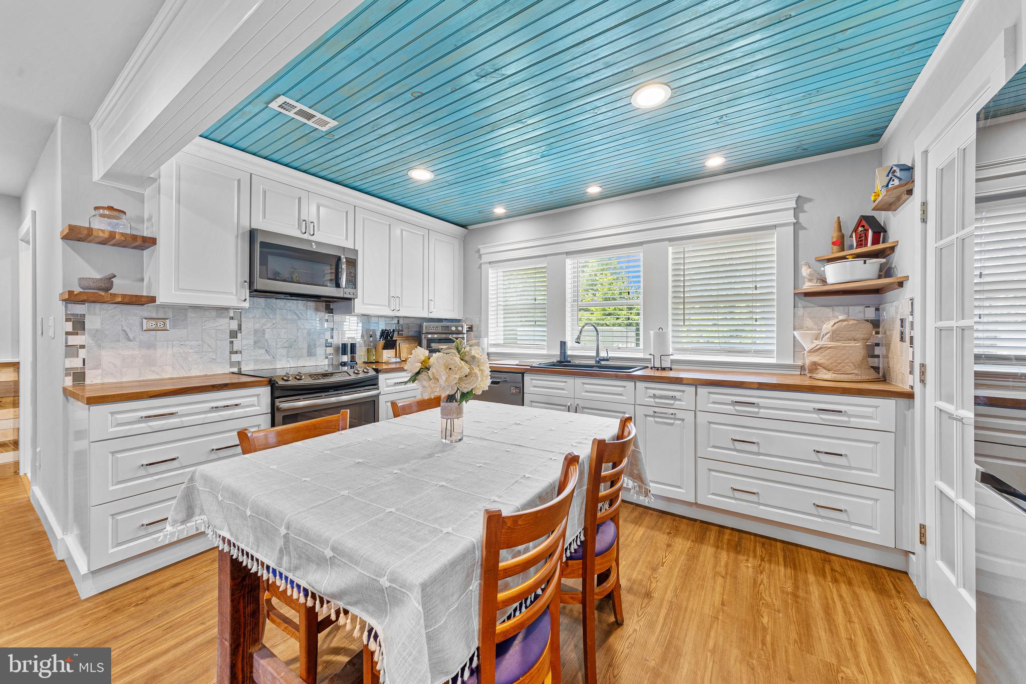 65 EVERTURN LANE