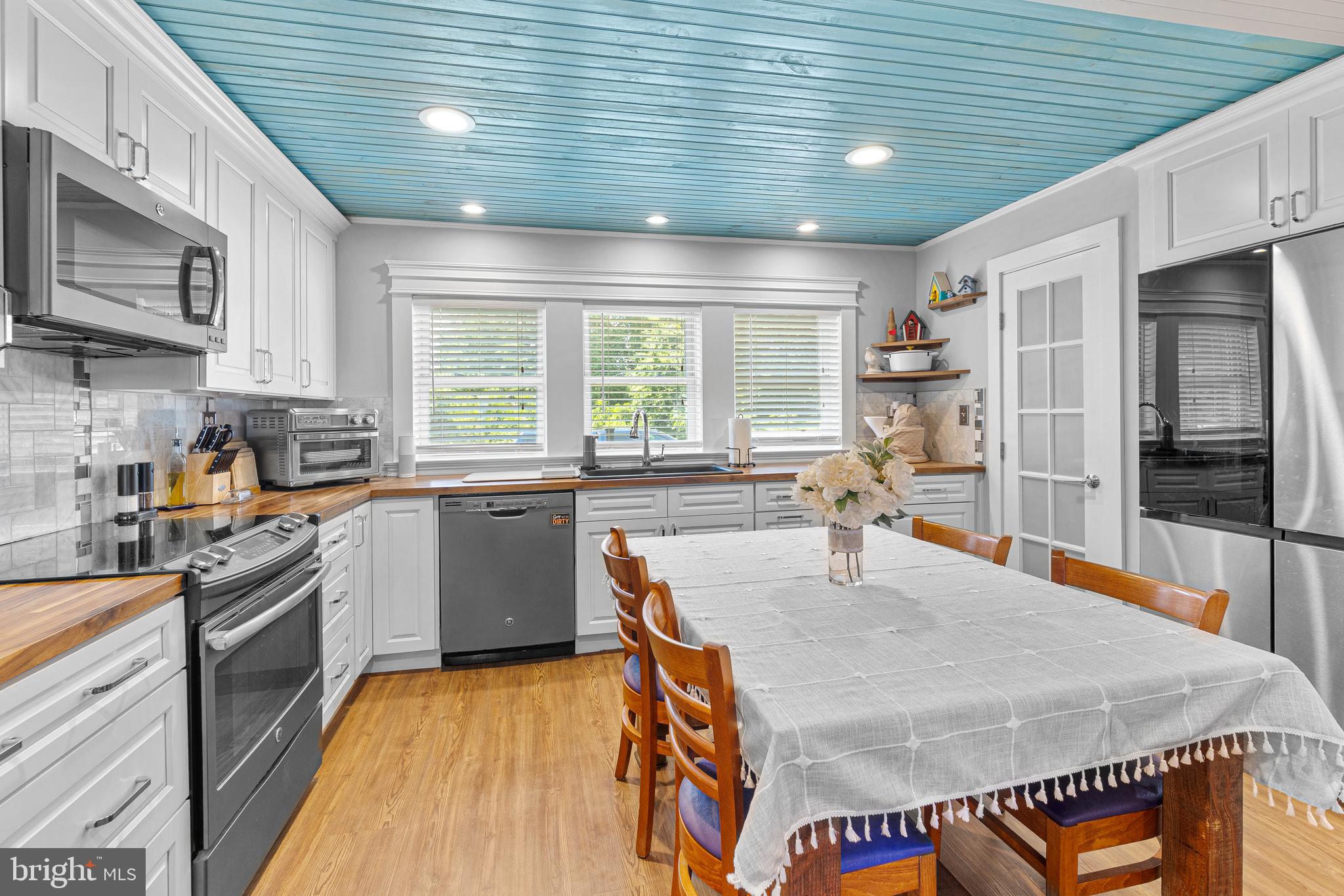 65 EVERTURN LANE