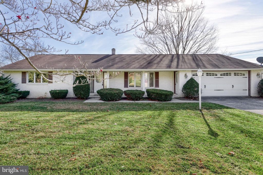 Photo of 3936 N Rohrbaugh Road, SEVEN VALLEYS, PA 17360 (MLS # PAYK2094274)