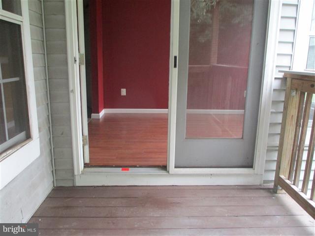 WOODBRIDGE CENTER - Residential