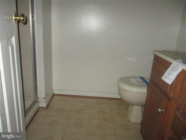 WOODBRIDGE CENTER - Residential