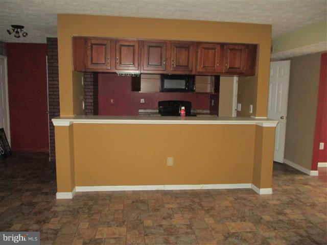 WOODBRIDGE CENTER - Residential