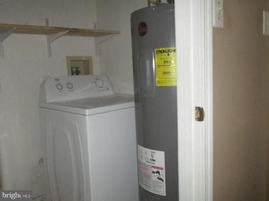 WOODBRIDGE CENTER - Residential