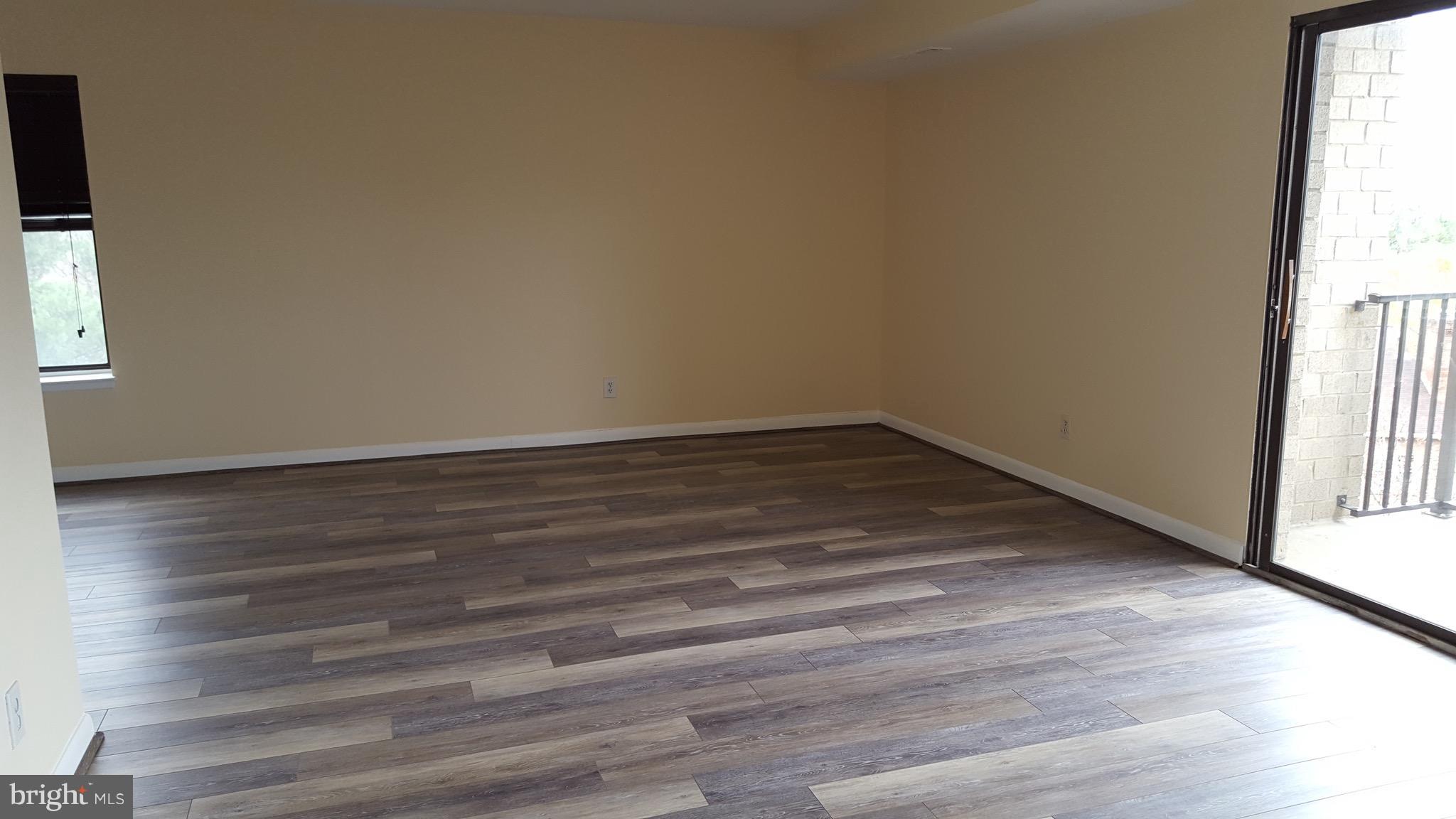 WOODLAKE TOWERS - Residential