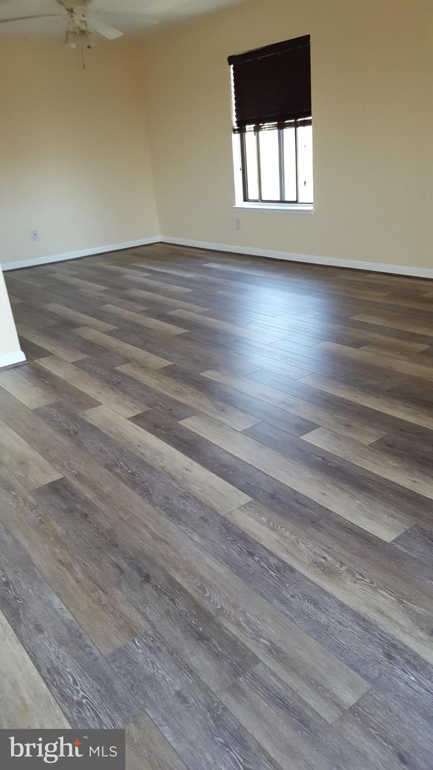 WOODLAKE TOWERS - Residential