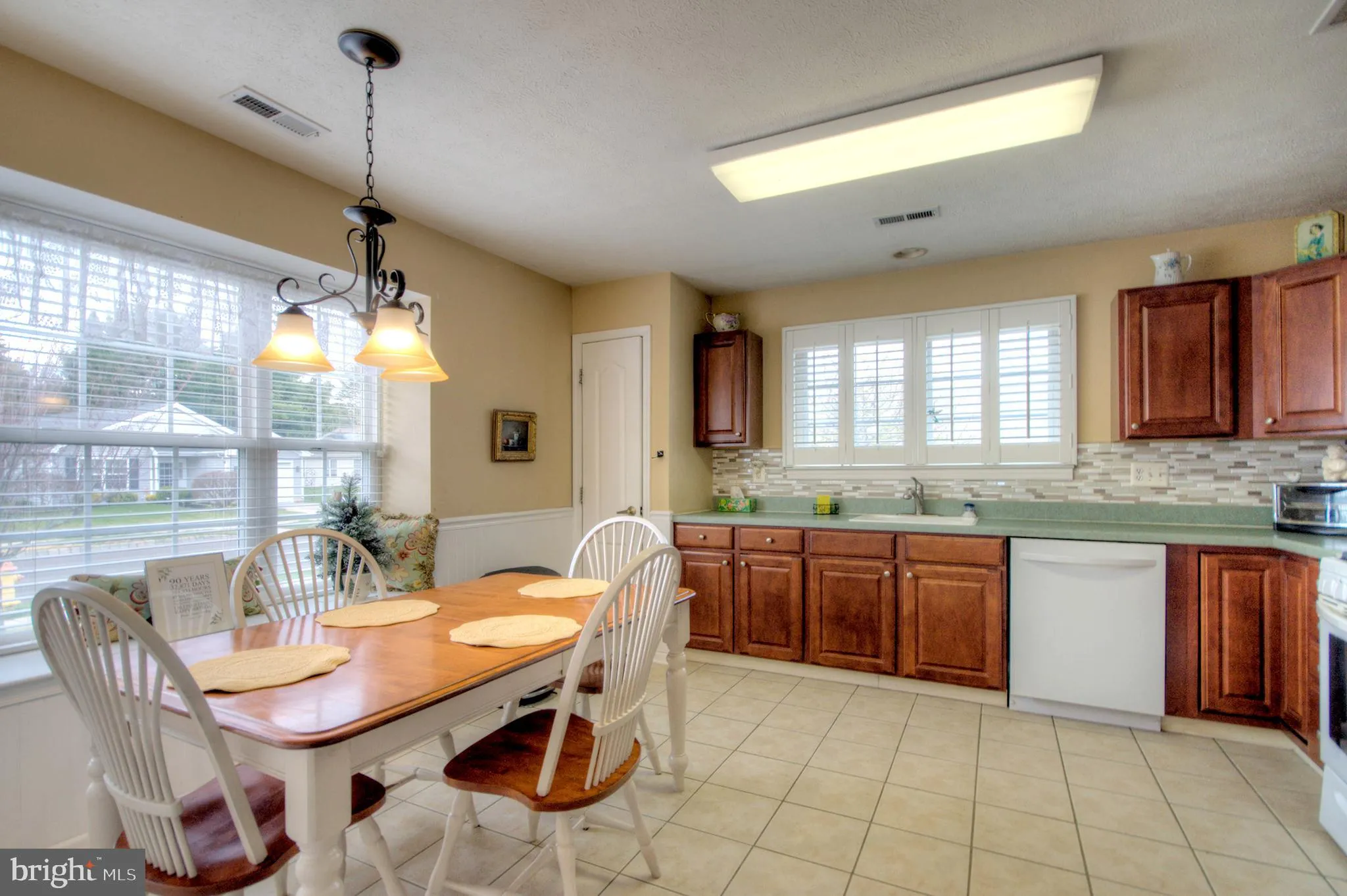 Sewell, New Jersey 08080, United States, 2 Bedrooms Bedrooms, ,2 BathroomsBathrooms,Residential,Active,97377