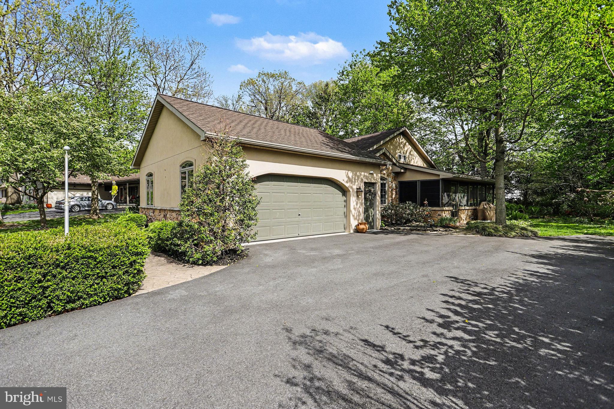 WARWICK TWP - Residential