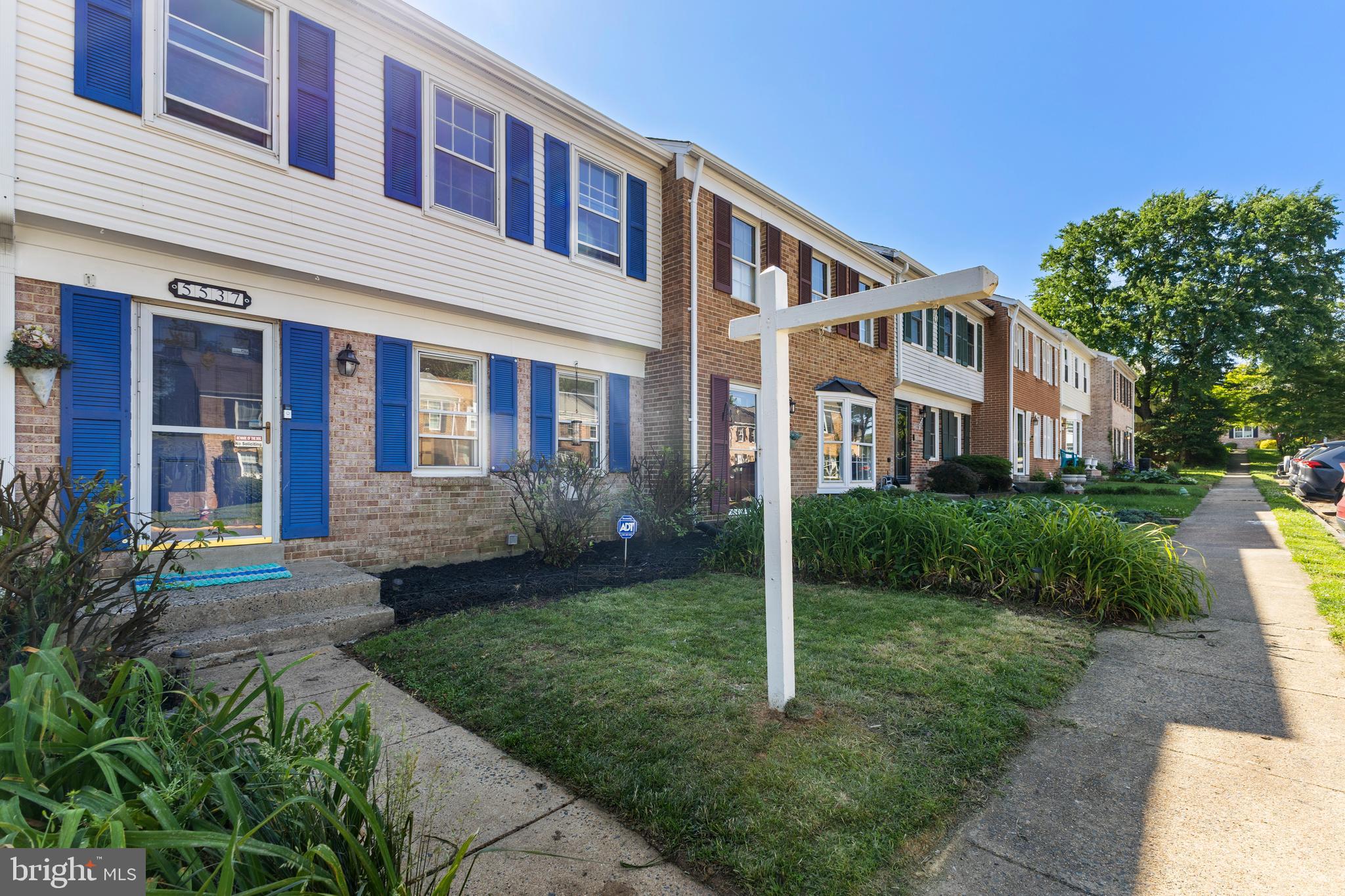 5537 KENDRICK LANE