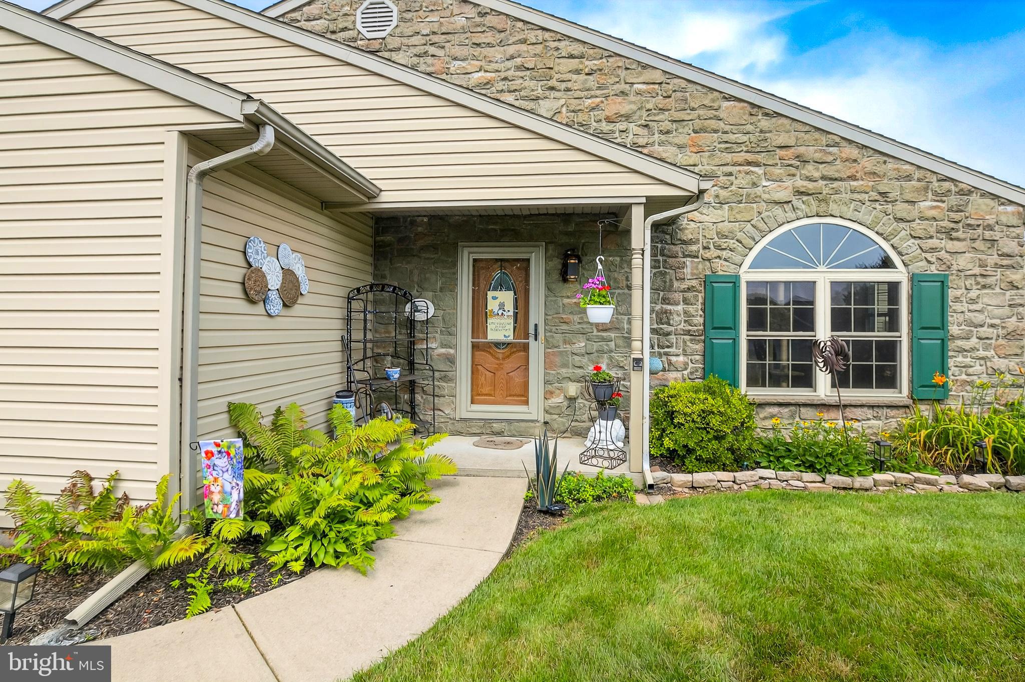 522 FOGGY BOTTOM ROAD