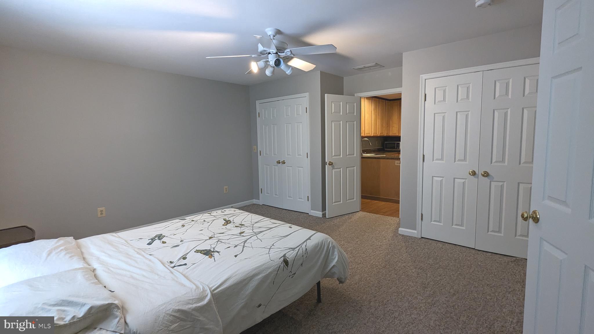 HUNTINGTON WOODS - Residential Lease