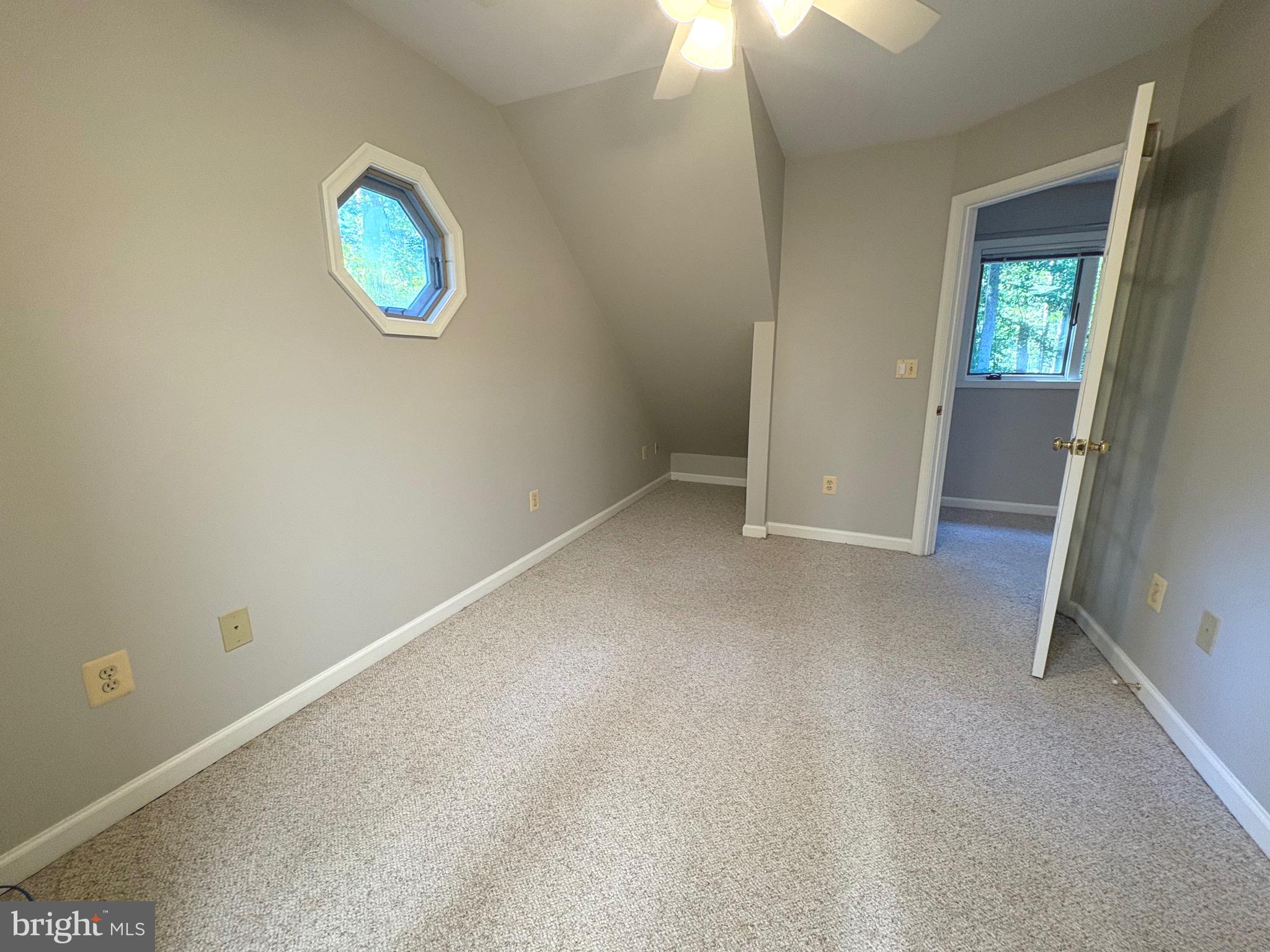 HUNTINGTON WOODS - Residential Lease