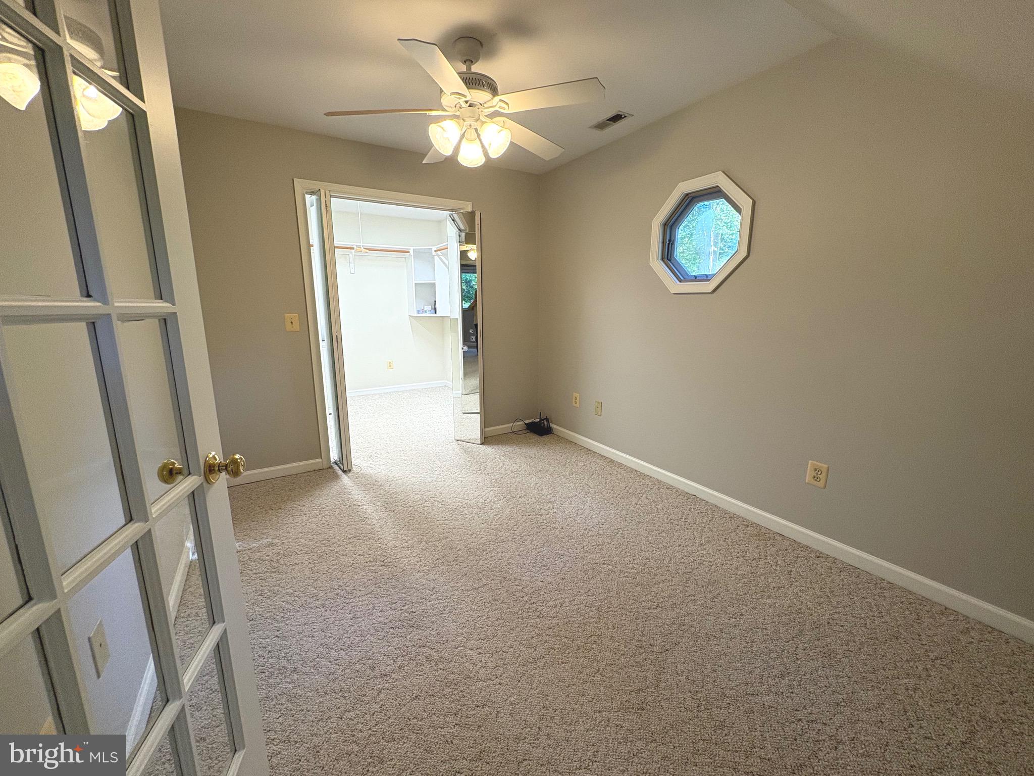 HUNTINGTON WOODS - Residential Lease