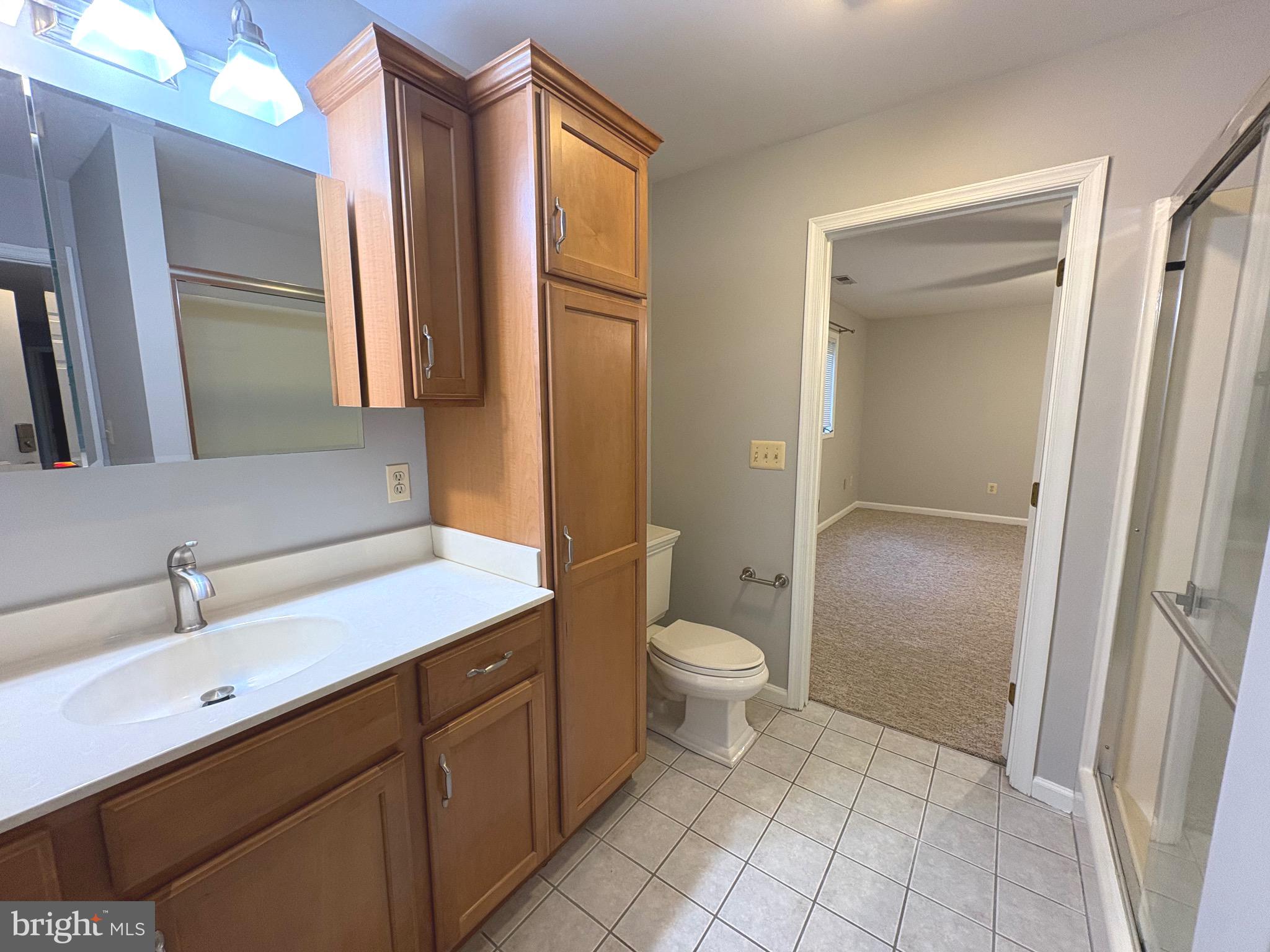 HUNTINGTON WOODS - Residential Lease