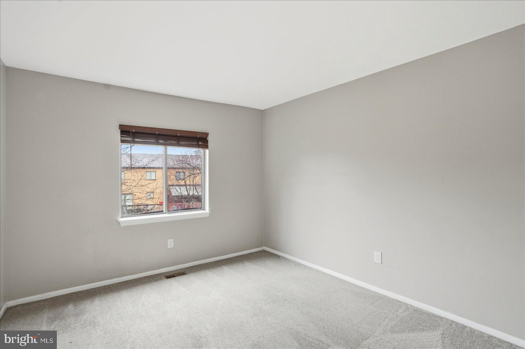 RUXTON CROSSING TOWNHSE - Residential