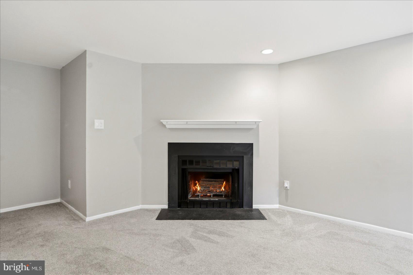 RUXTON CROSSING TOWNHSE - Residential