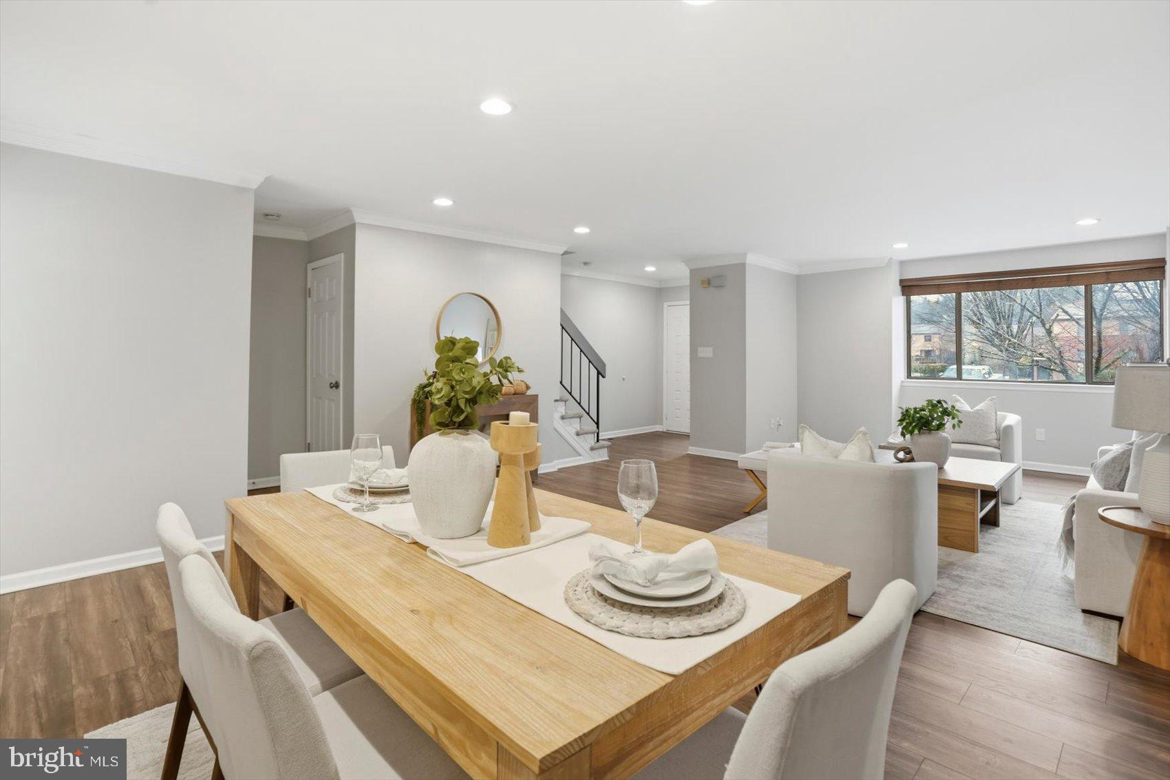 RUXTON CROSSING TOWNHSE - Residential