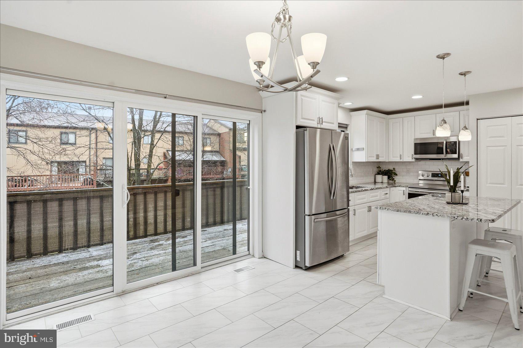 RUXTON CROSSING TOWNHSE - Residential