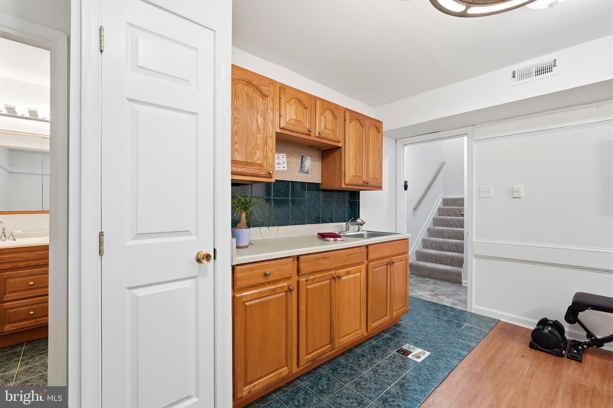 VILLAGE OF CLARYS FOREST - Residential