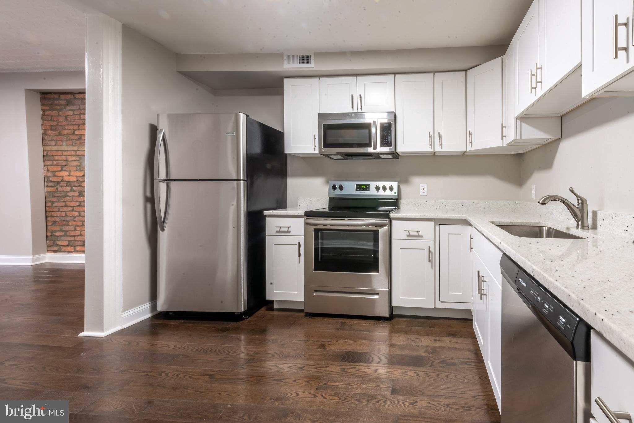 HAMPDEN HISTORIC DISTRICT - Residential Lease