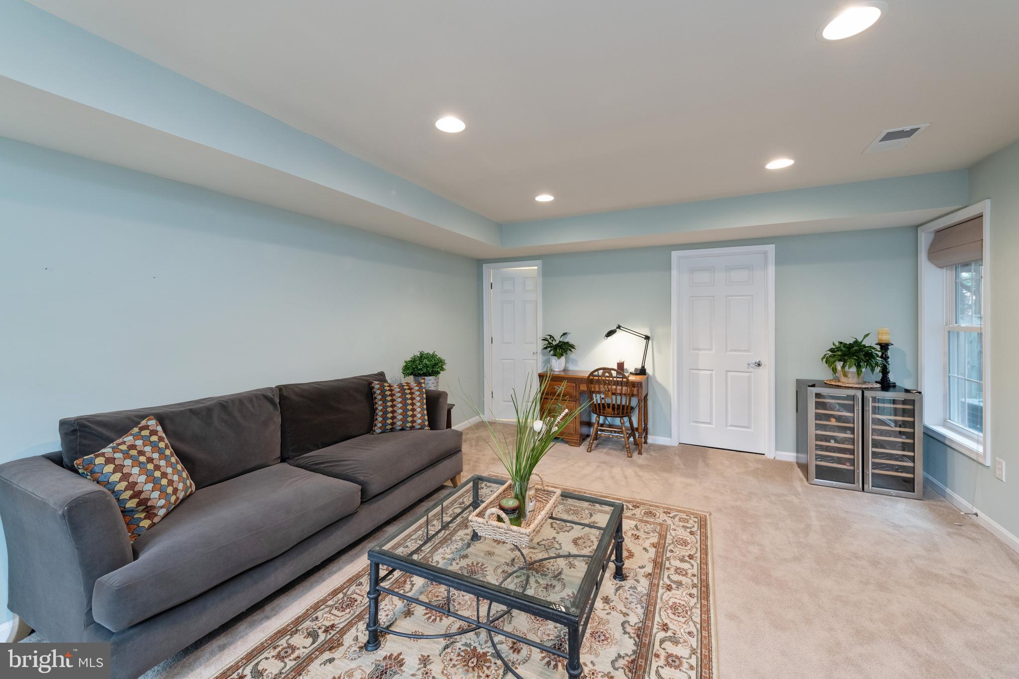 TOWNES AT MADISON LANE - Residential