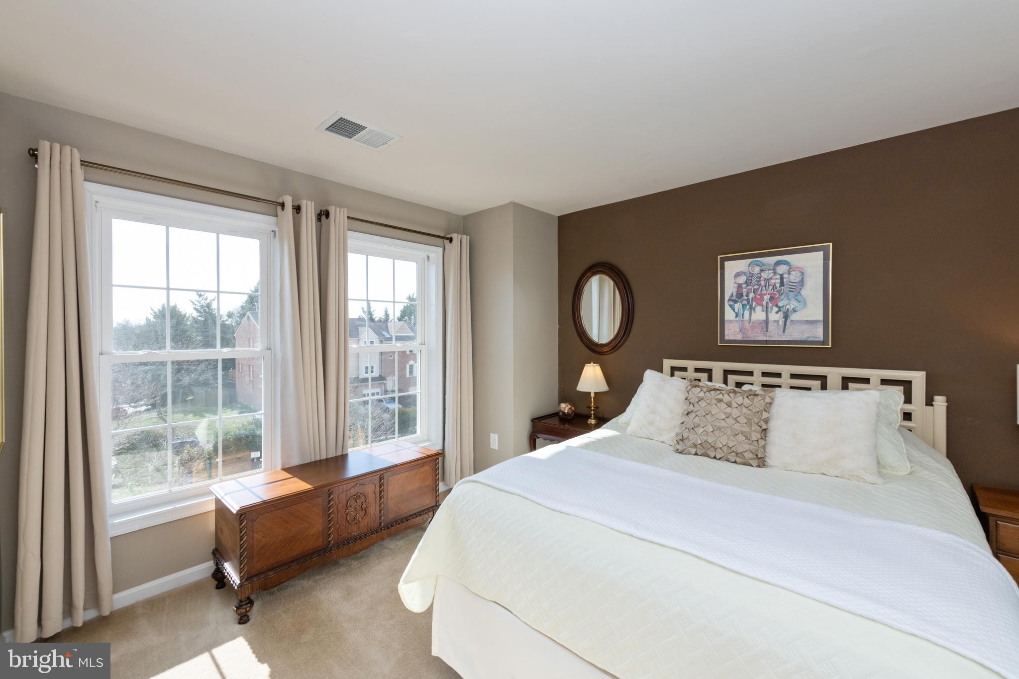 TOWNES AT MADISON LANE - Residential