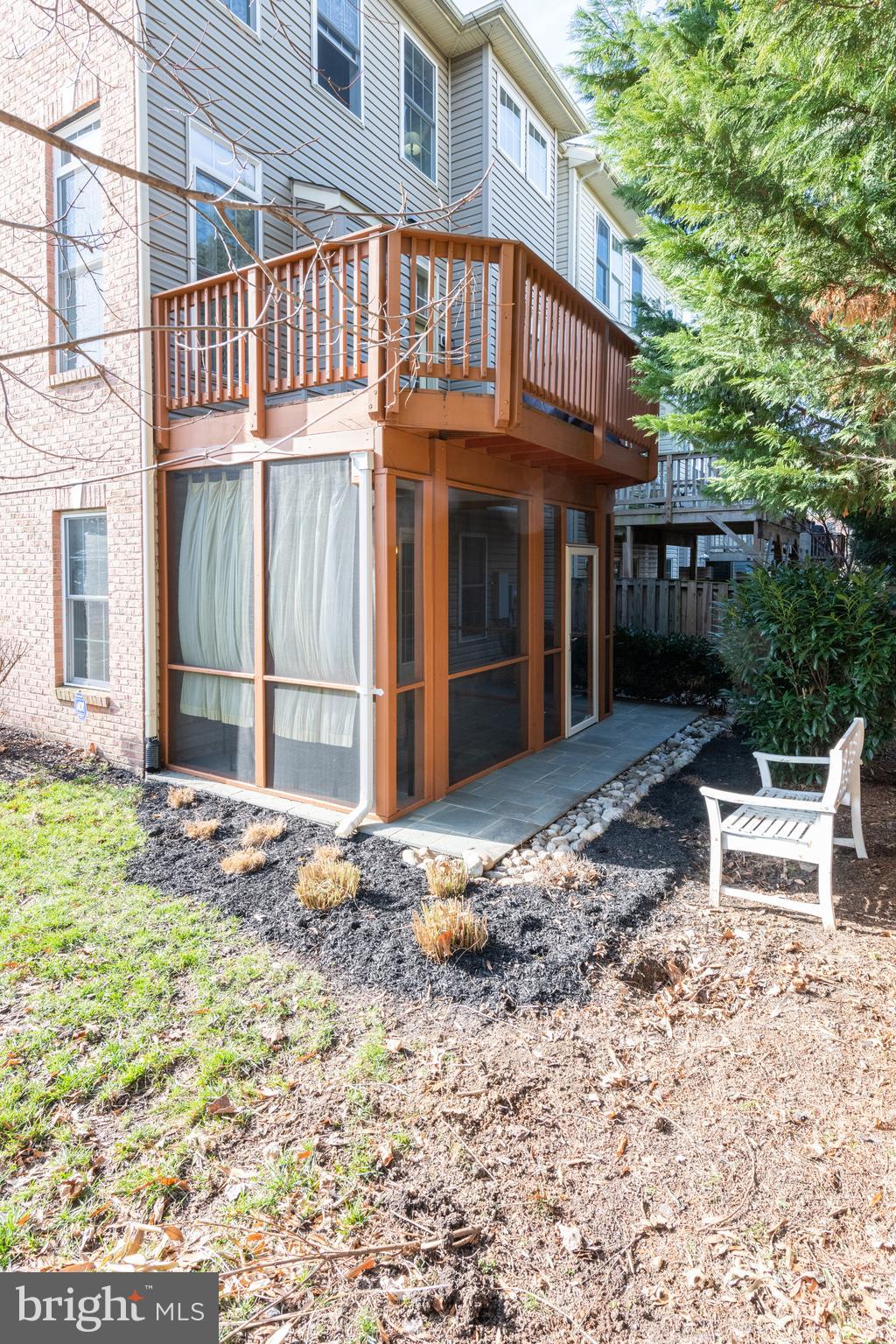 TOWNES AT MADISON LANE - Residential