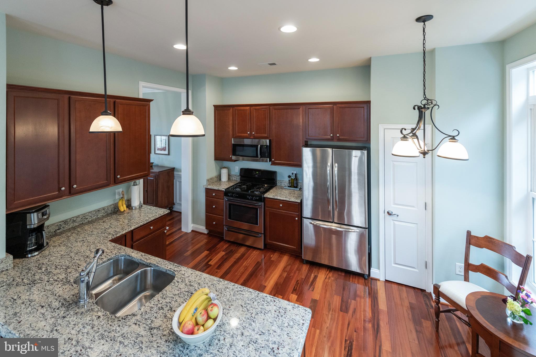 TOWNES AT MADISON LANE - Residential