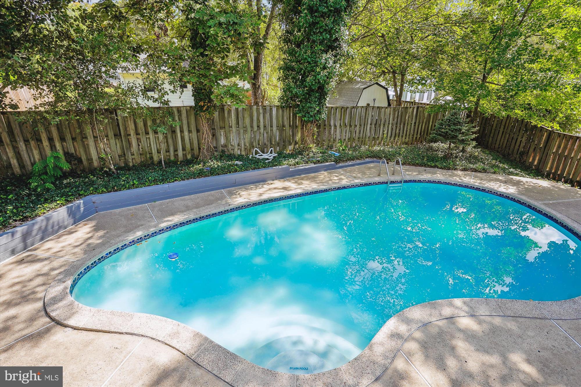 WAVERLY CROSSING - Residential