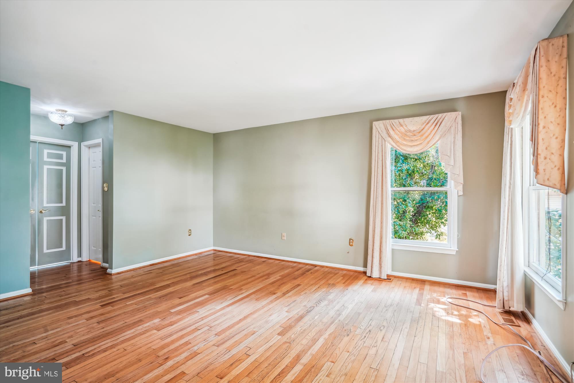 WAVERLY CROSSING - Residential