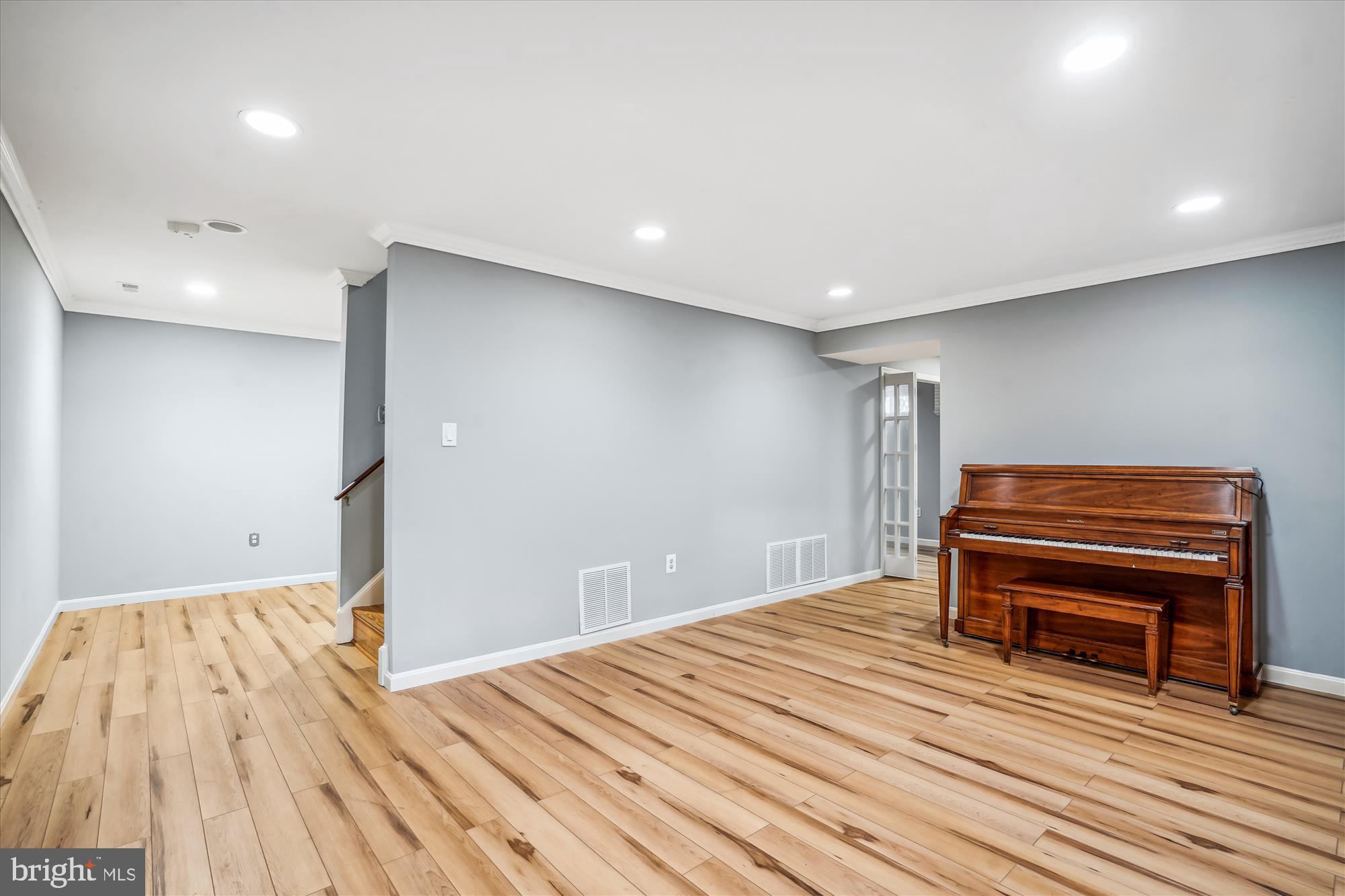 WAVERLY CROSSING - Residential