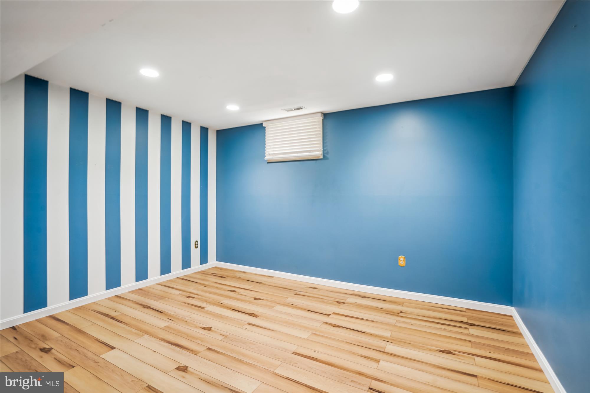 WAVERLY CROSSING - Residential