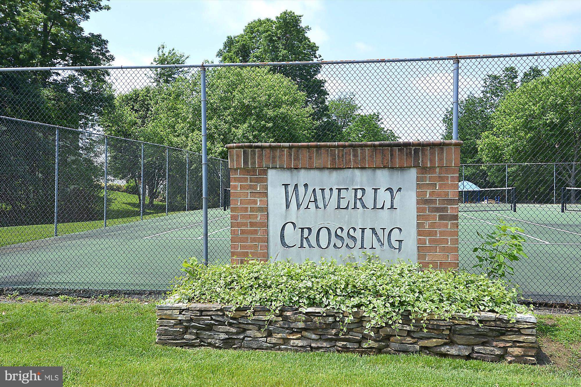 WAVERLY CROSSING - Residential