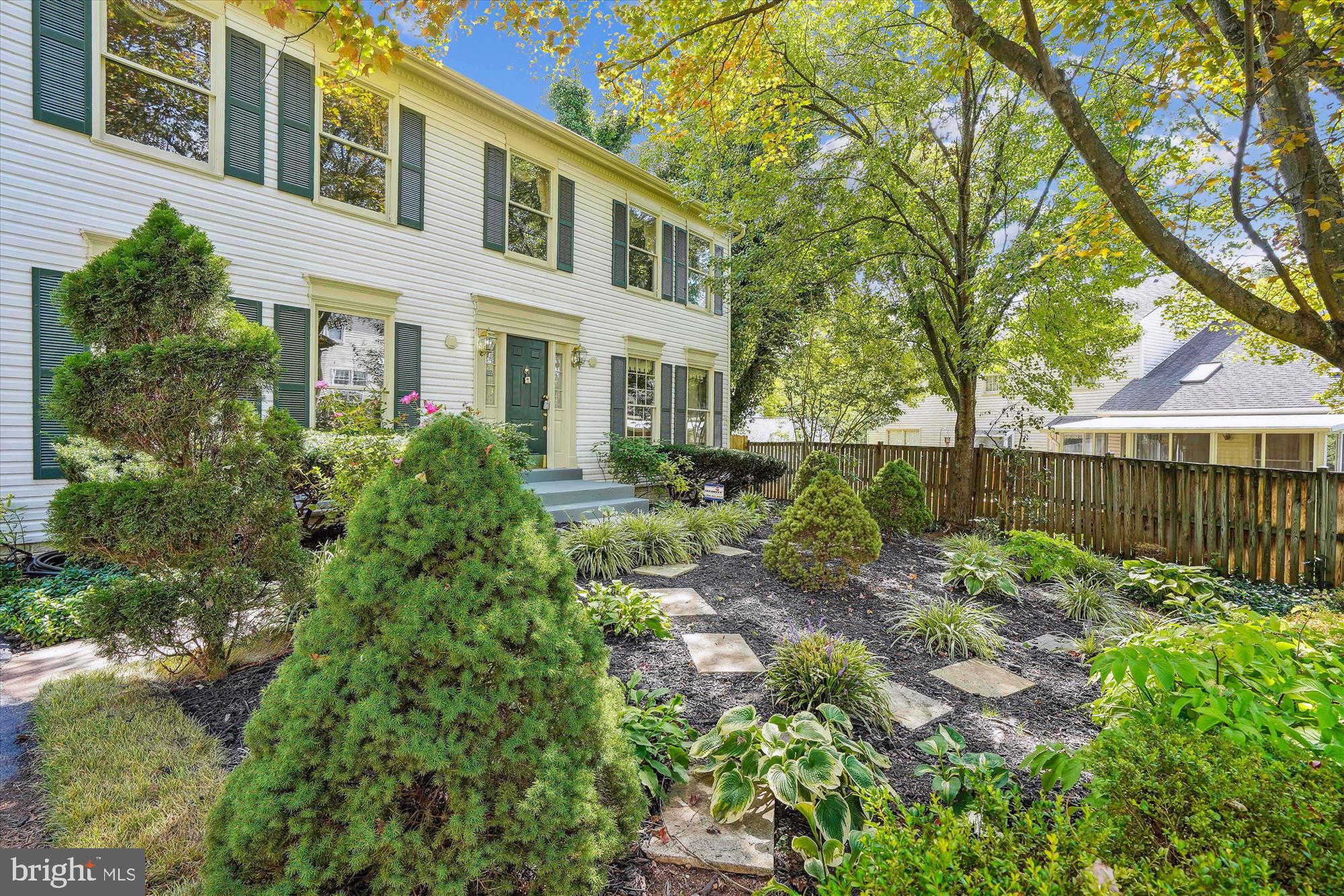 WAVERLY CROSSING - Residential