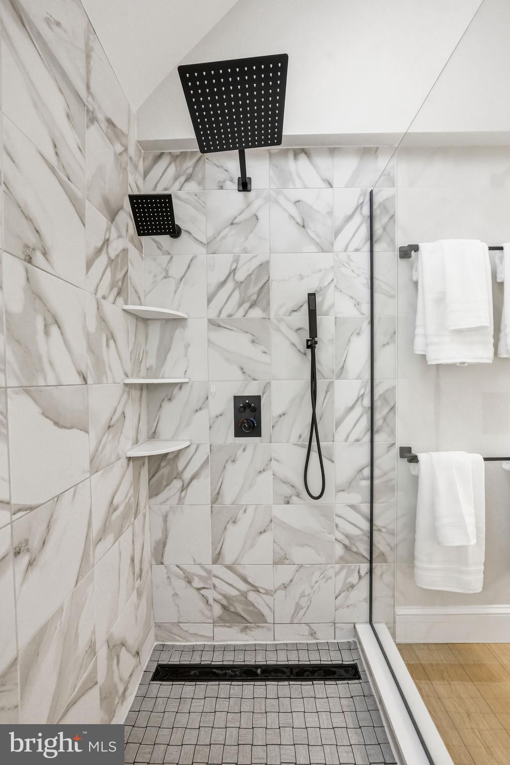 LONGWOOD CROSSING - Residential