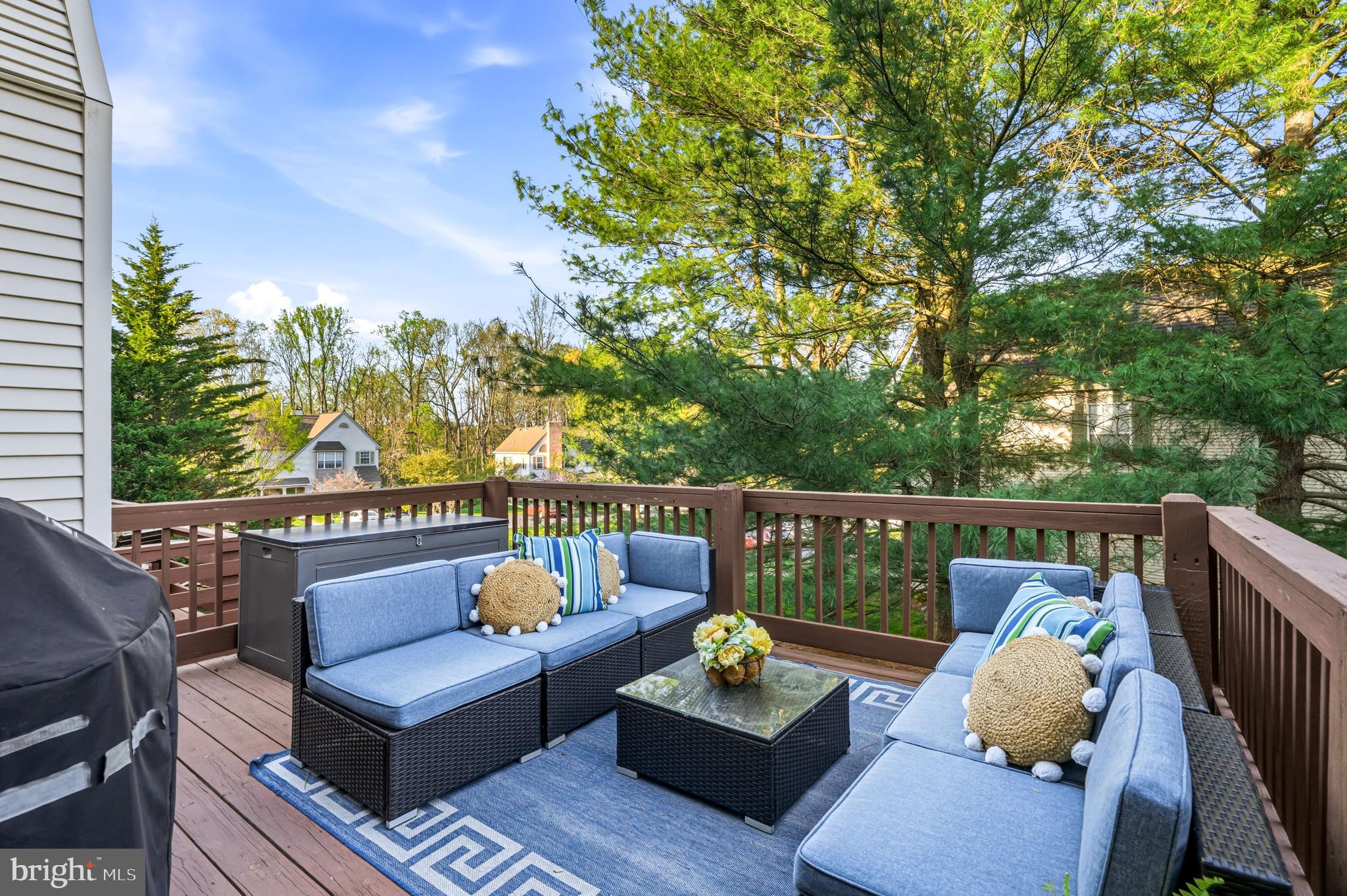 LONGWOOD CROSSING - Residential