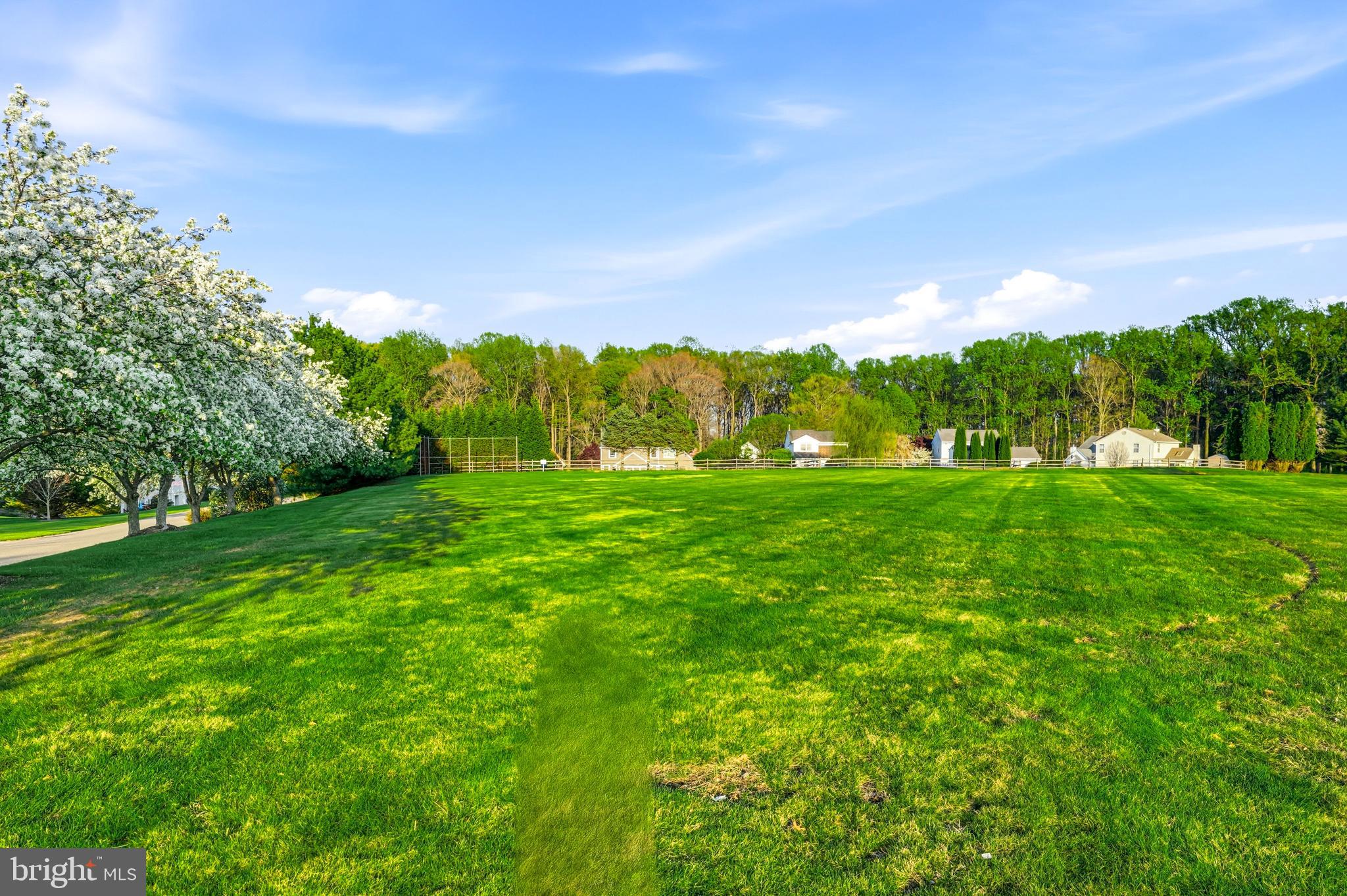 LONGWOOD CROSSING - Residential