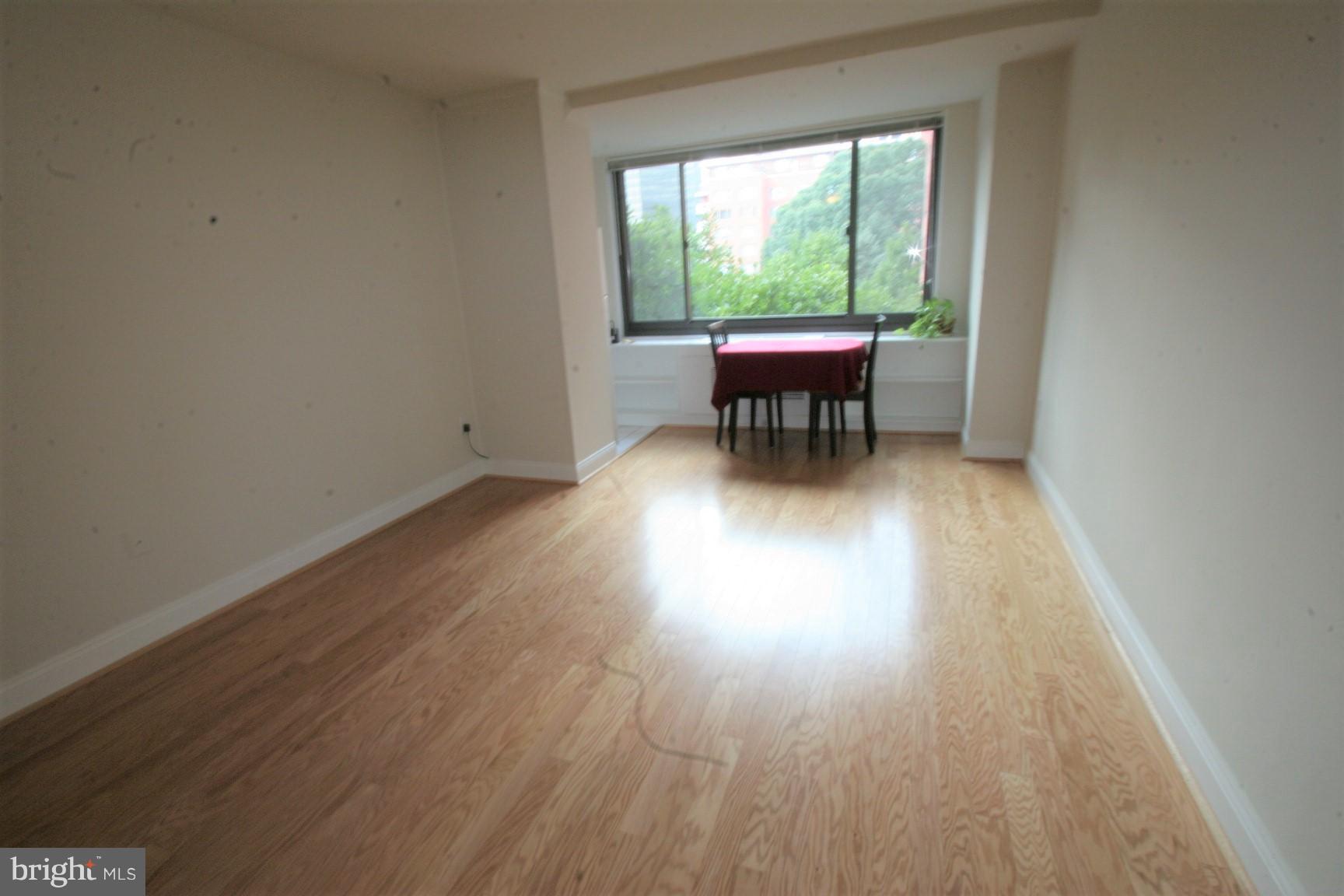 RIVER PLACE - Residential