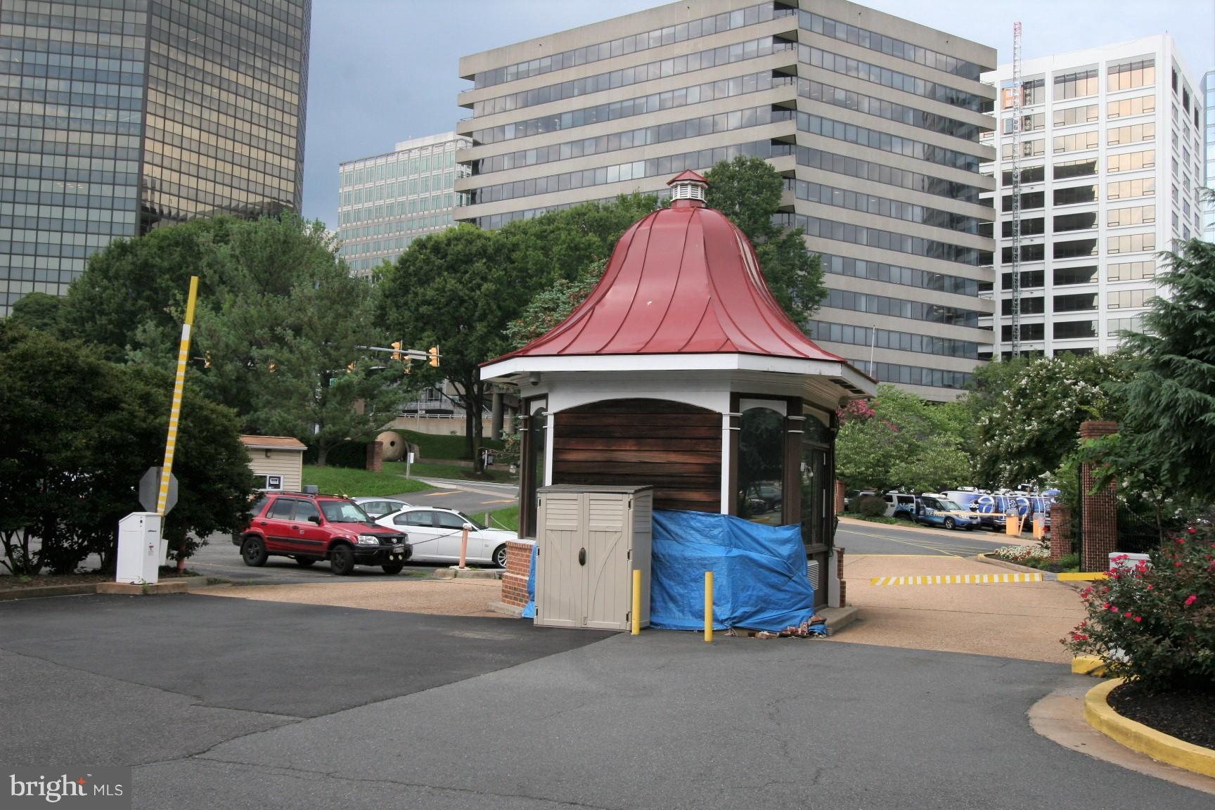 RIVER PLACE - Residential