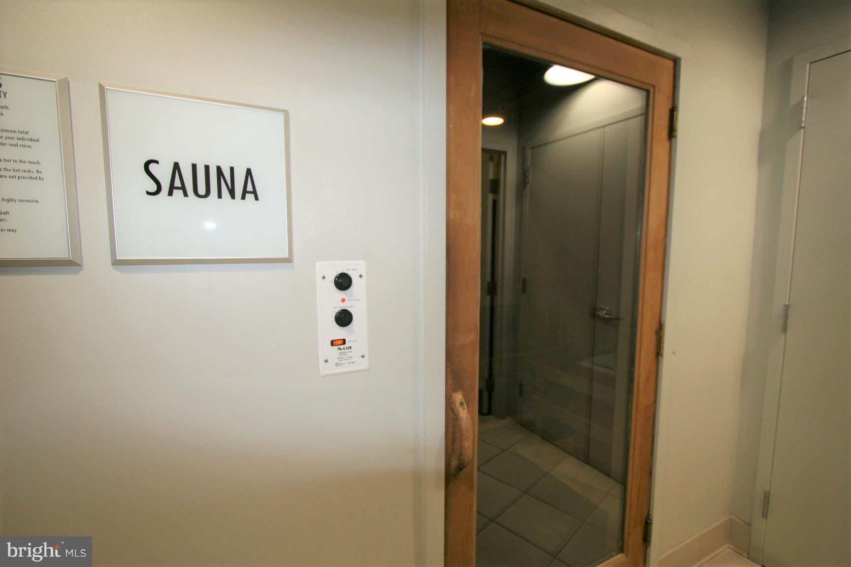 RIVER PLACE - Residential