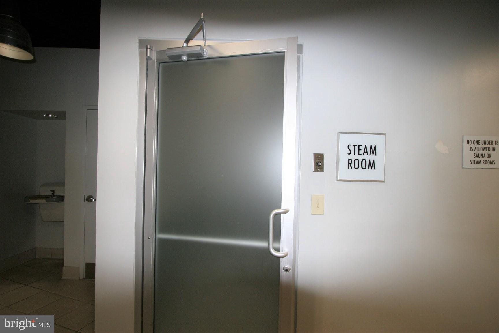 RIVER PLACE - Residential