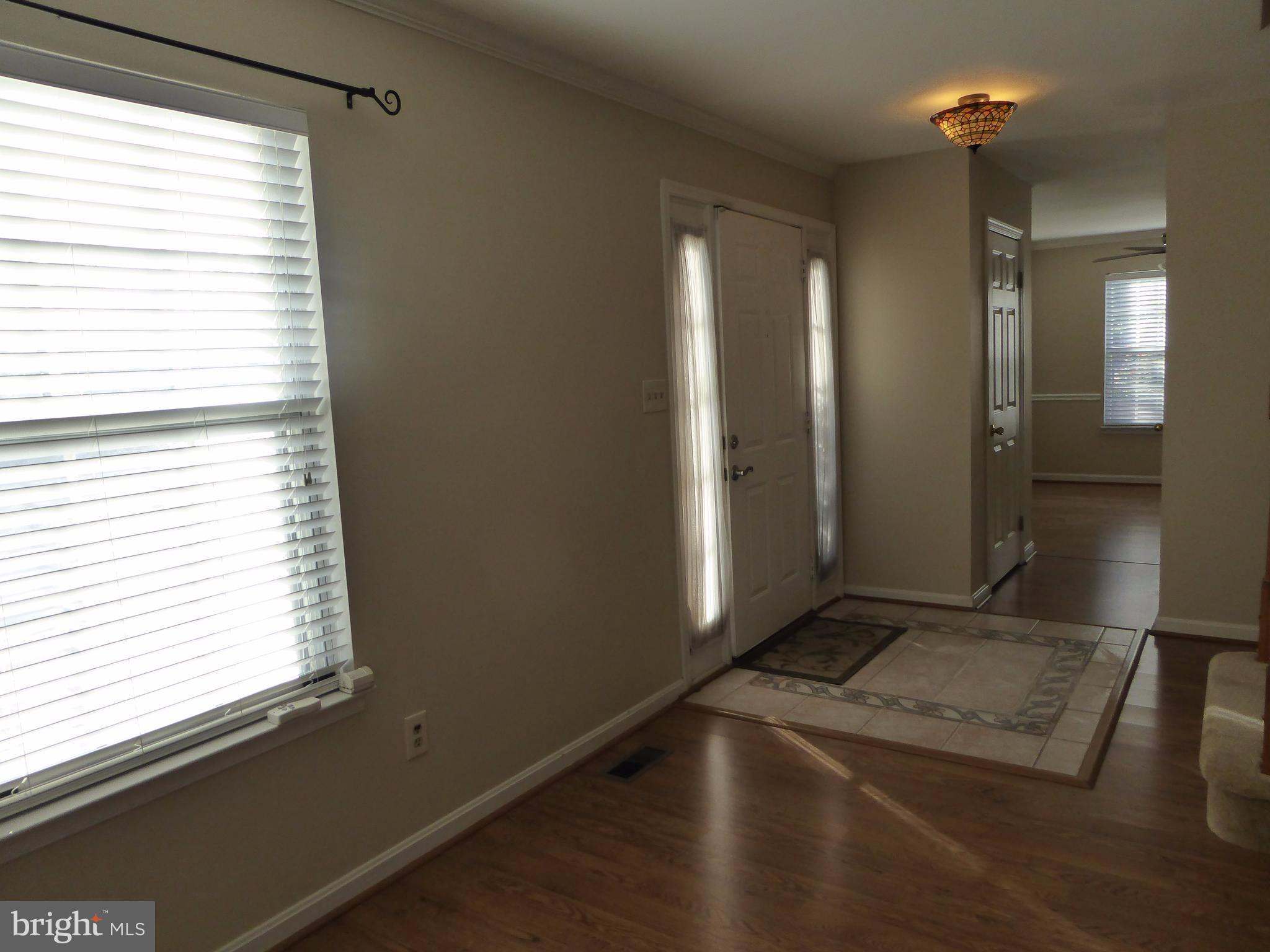 GUNSTON SQUARE - Residential