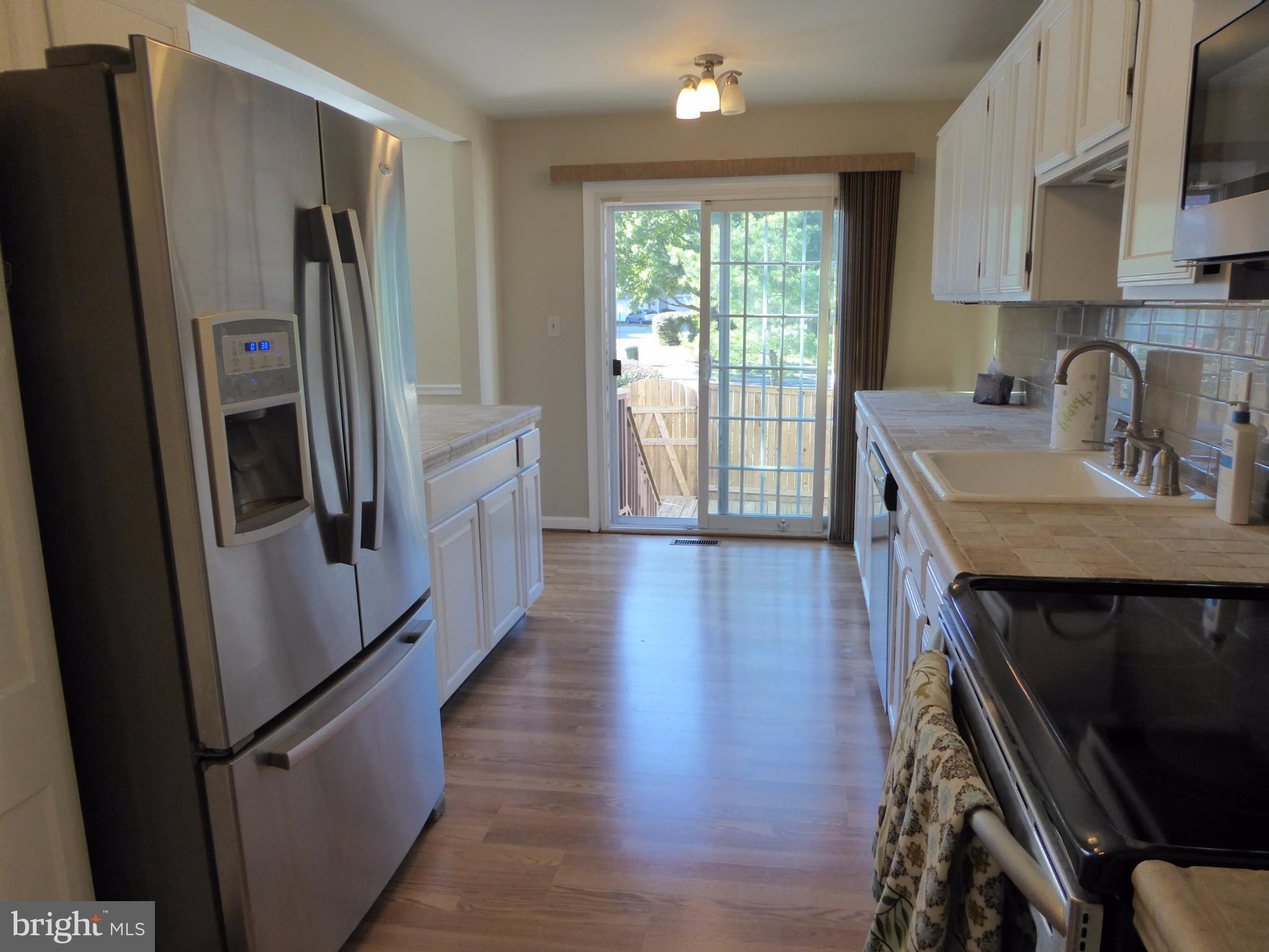 GUNSTON SQUARE - Residential