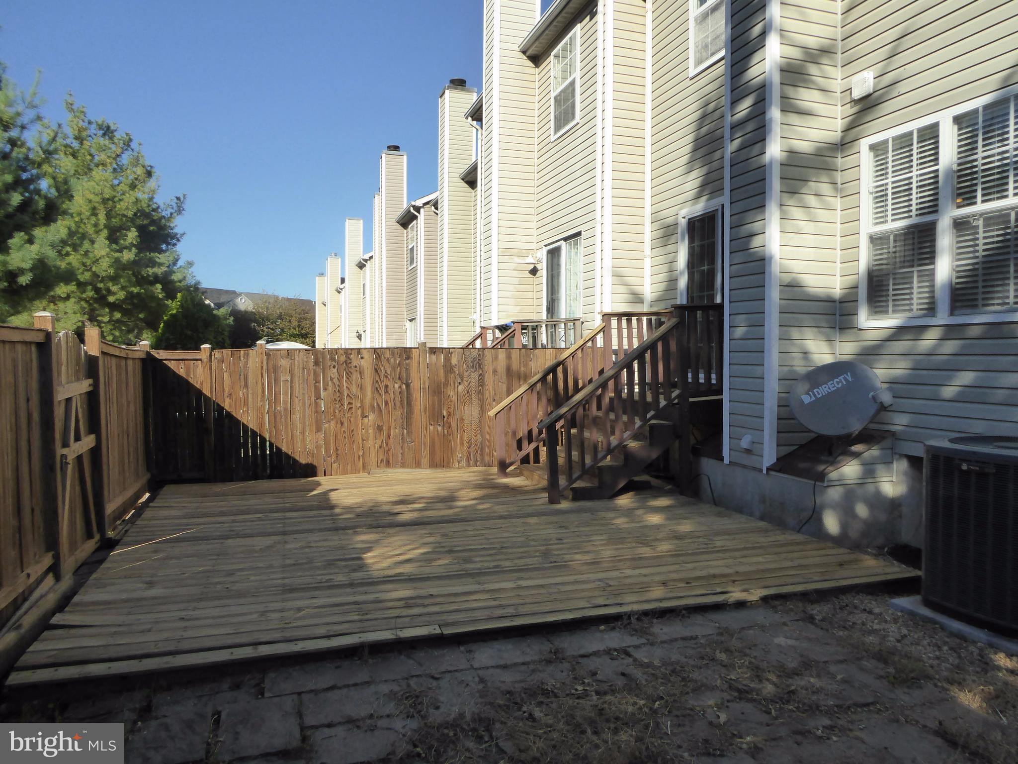 GUNSTON SQUARE - Residential