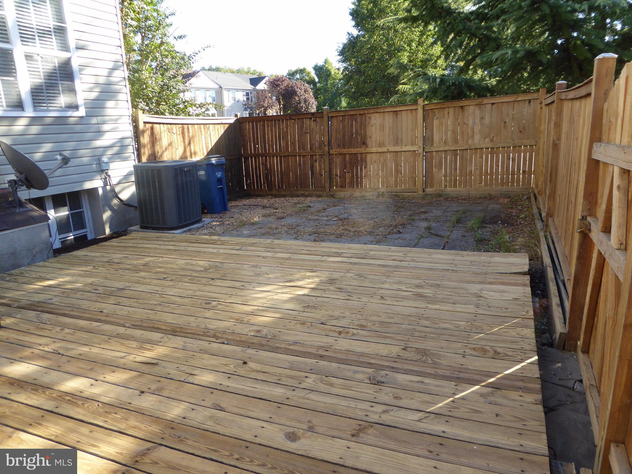 GUNSTON SQUARE - Residential