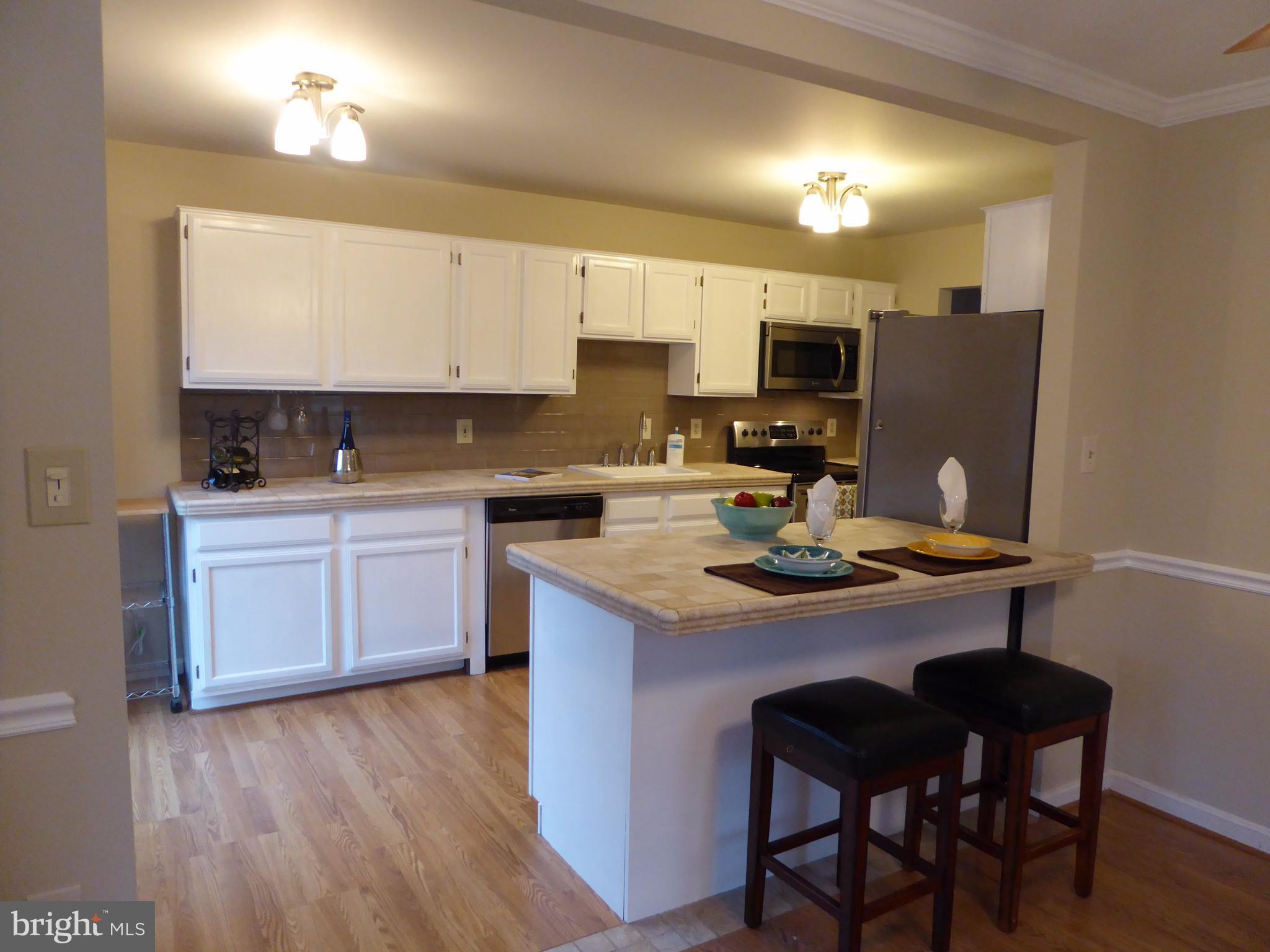 GUNSTON SQUARE - Residential