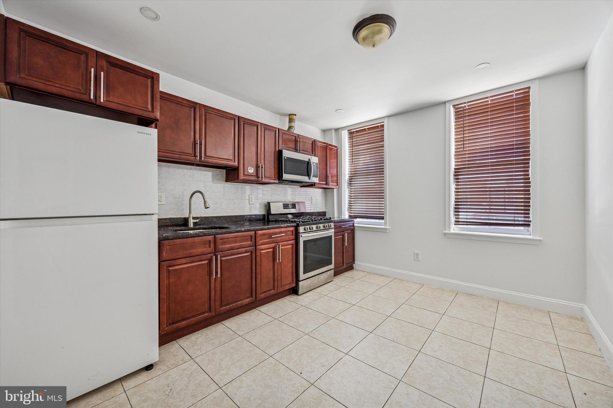 GREENWICH SOUTH PHILADELPHIA - Residential Income